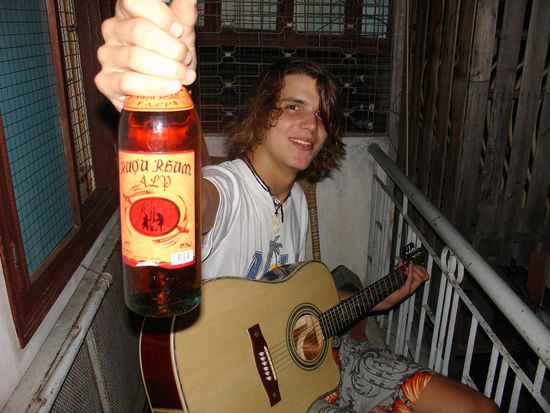 So begann mein Geburtstag. Wir hatten extra nicht den guenstigen Fusel genommen, sondern 1,50 Euro springen lassen!