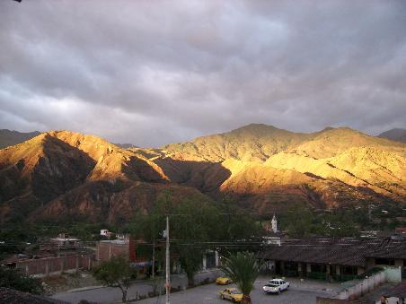 Der Blick ueber Vilcabamba von unserem Zimmer