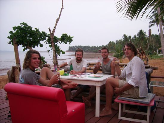 Alf, Jules, Wally und ich mit Caipirina