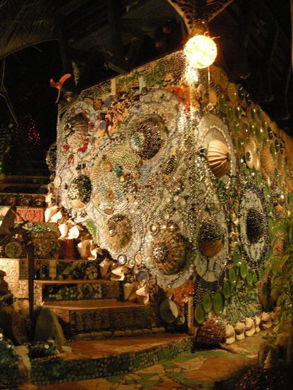 Die coolste Bar der Insel: "Treetanic"