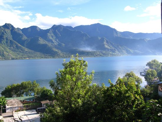 Lago de Atitlan von unserem Zimmer aus