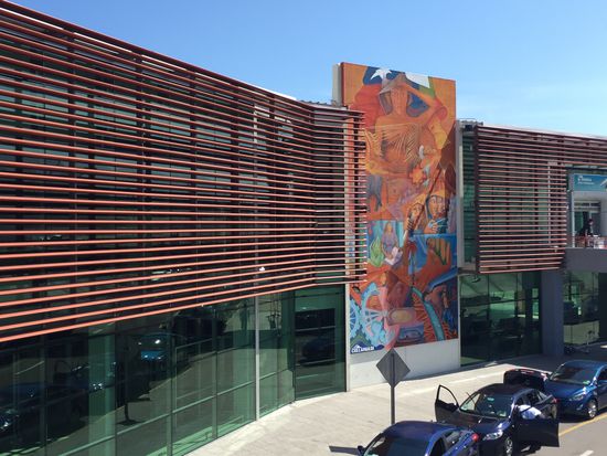 Der Flughafen von Iquique, klein, hochmodern und funktional