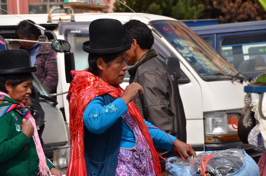 Auf den Märkten wird verhandelt und wild gestikuliert
