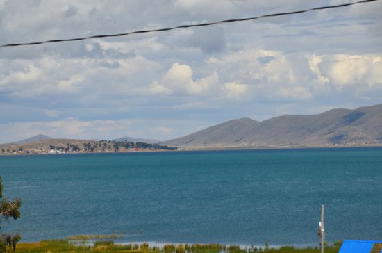 Sonnenschein bei der Rückfahrt, der See zeigt jetzt eine wunderbare Farbe.