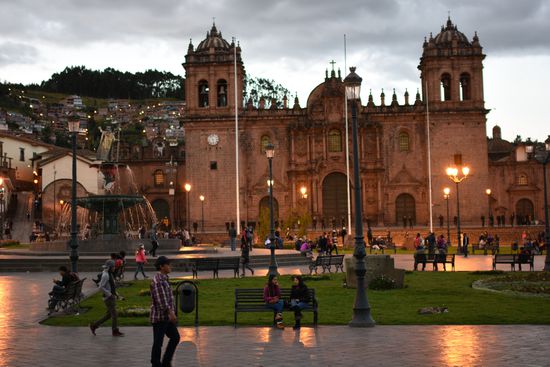 Abendstimmung auf der Plaza de Armas