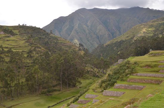 Blick auf die  Anden im Hintergrund