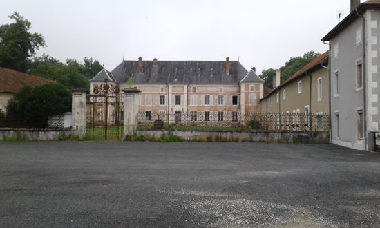 Chateaux Tulsny