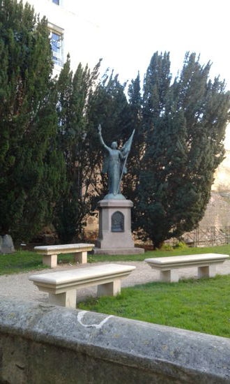 Statue