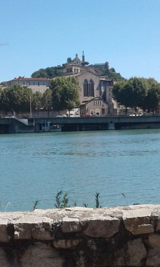 Ich bin übrigens in Südfrankreich.  Seit Lyon. Seht ihrs?