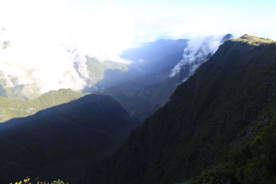 Tiefe Täler in die die Sonne nur selten scheint.