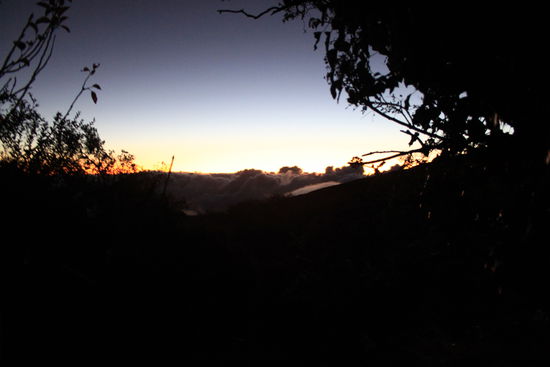 Die Wolken in den Bergen.
Da wussten wir nicht, dass es ein schlechtes Vorzeichen war.