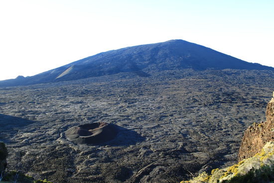 Auf dem Weg nach unten konnte man auf einen kleinen Nebenkrater, dem Formica Léo (der Ameisenlöwe), sehen.