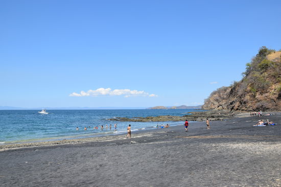 Der schwarze Sandstrand