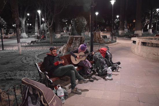 Warten bis das Hostel oeffnet