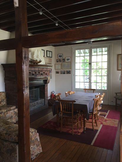 Das Esszimmer- noch unbelagert