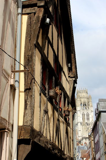 In den Straßen von Rouen.