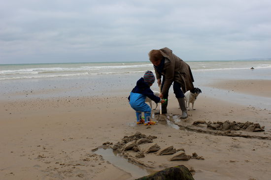 Auch ich wurde von meinem Enkel als "Hilfsingenieurin" angestellt.