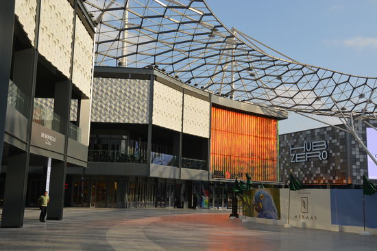 Der City Walk außen...