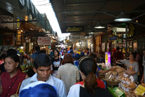 Der Markt war nicht nur am Wasser, sondern auch zwischen den Häusern