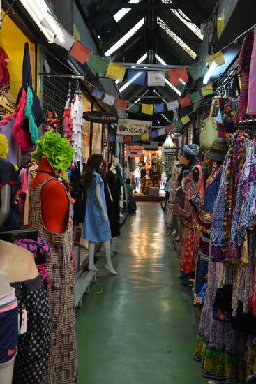 Der Markt ist teilweise überdacht...