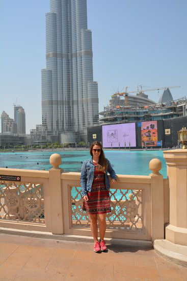 Kleines Fotoshooting vor dem Wasserbecken der Fountains und dem Burj Khalifa