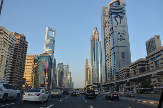 Die Sheikh Zayed Road