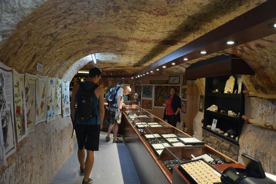 Umoona Opalshop, total nette Mitarbeiter!