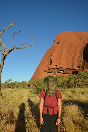 gut ausgestattet mit Fliegennetz und viel Wasser