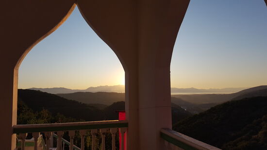 Ziel der Exkursion: ein Bektashi Tempel.