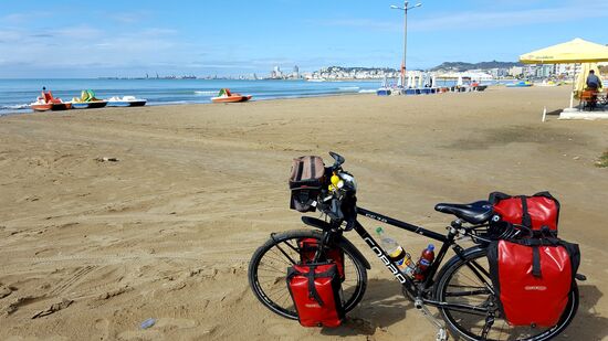 Am nächsten Tag scheint die Sonne, ich mache mich auf den Weg in den Nationalpark der Lagune von Karavasta.