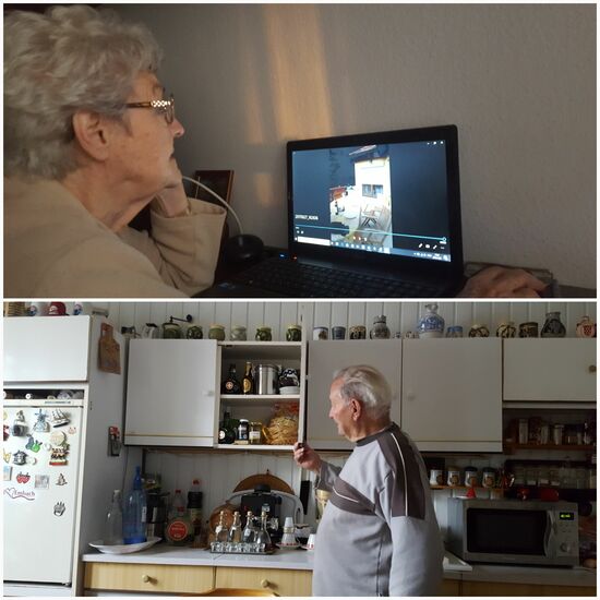 Einen ganzen Nachmittag verbringe ich bei meiner ehemaligen Trainerin Margit, jetzt 80 Jahre alt. Abends muss sie allerdings zum Bogensportverein, ihre Schützlinge warten.
Samstag Vormittag rufe ich kurz bei Józsi an. "Hallo Józsi, hier ist Jana. Ich bin in der Nähe." "Na, dann komm rein!"  Er ist 86 Jahre alt, voll fit. Stolz zeigt er mir die fünf Sorten Palinka, die er in diesem Jahr gebrannt hat: Apfel, Birne, Quitte, Aprikose (superlecker) und Pflaume. Ein wenig "schimpft" er mit mir, was mir einfällt für eine Nacht ins Hostel zu gehen. Schließlich hätte ich doch immer bei ihm ein Bett! (Unsere Familie war unzählige Male zwischen 1975 und 1989 dort zu Besuch.)