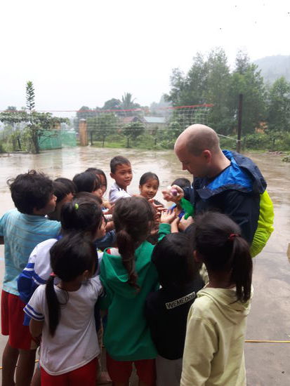 Für uns war es eine sehr unangenehme Situation.. aber trotzdem ein guter einblick in ein anderes Leben.