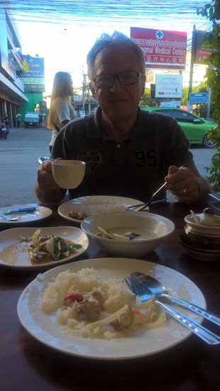 Thai Frühstück für 90 Bath pro Person.