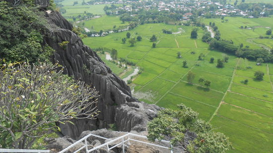 Blick vom Aussichtspunkt Tha Phe auf die Isanlandschaft