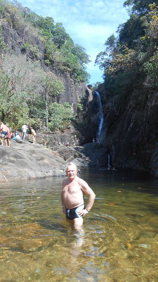 Herrlich erfrischendes Bad im kühlen Wasser