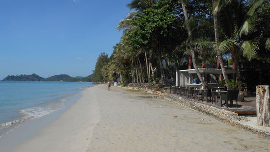 Strandspaziergang am 1.Januar 2017 am Klong Prao Strand