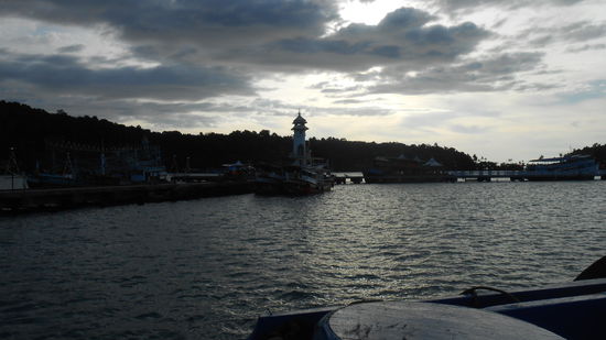 Rückkehr am Bang Bao Pier.