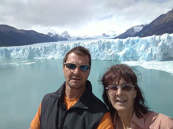 Warum sieht man auf Selfies immer so bescheuert aus?