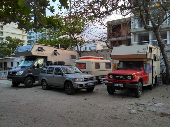 Im Parkplatz vom Hotel Bellavista wurde es fast ein bißchen eng.