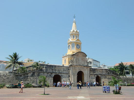 Das Uhrenturmtor in die Altstadt