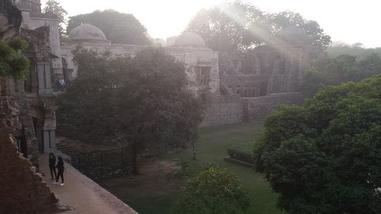 dazugehörige Ruinen...