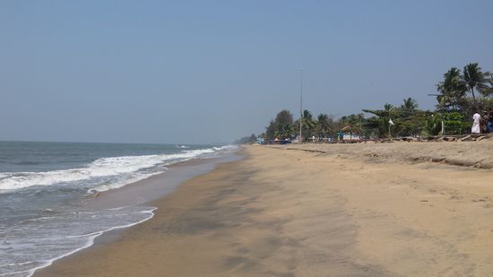 Cherai Beach, Kilometerlang, links wie rechts...
