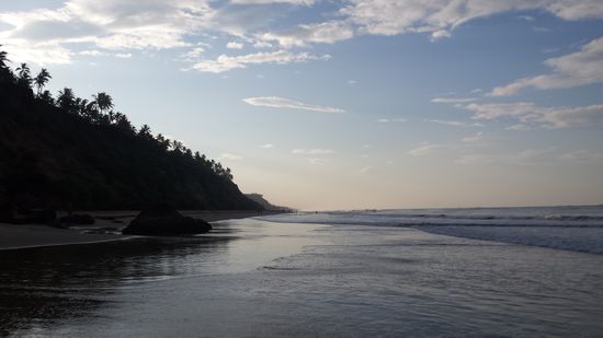 Kilometer für Kilometer gehts am Strand entlang in Richtung Süden.