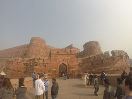 Eingang zum Fort Agra.