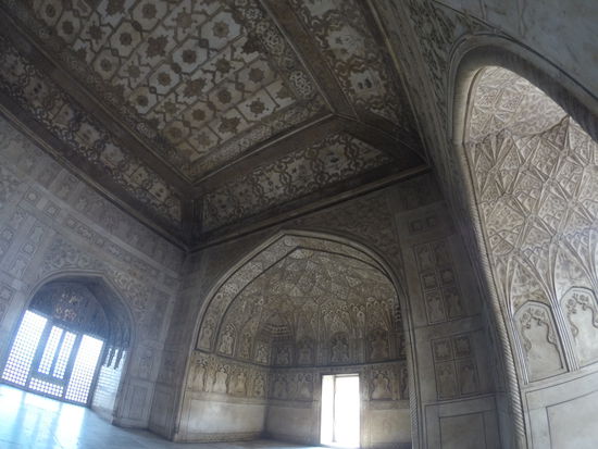 Die Räumlichkeiten im inneren sind wunderbar anzusehen.