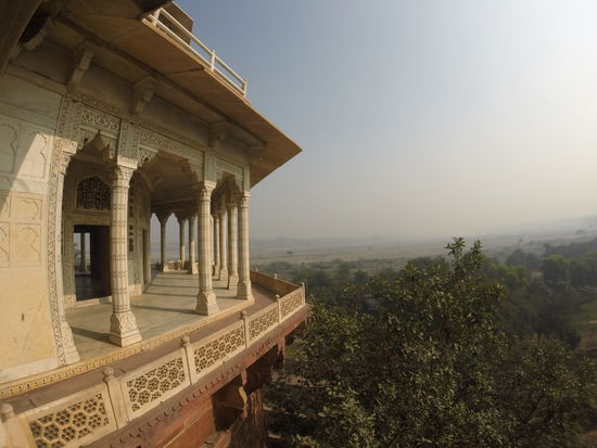 wie auch dann der Blick den man von innen genießen kann.