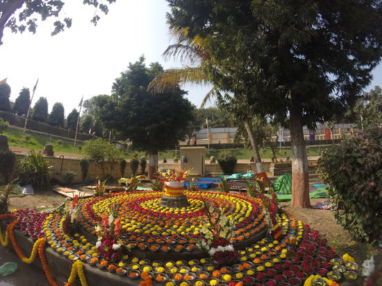 Etliche Plätze in der Anlage sind liebevoll geschmückt.