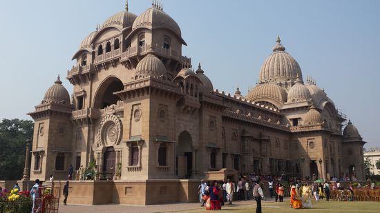 Belur-Math, Haupttempel.