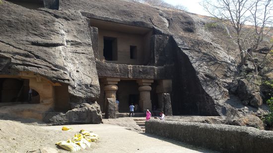 Die Kanherie-Höhlen...