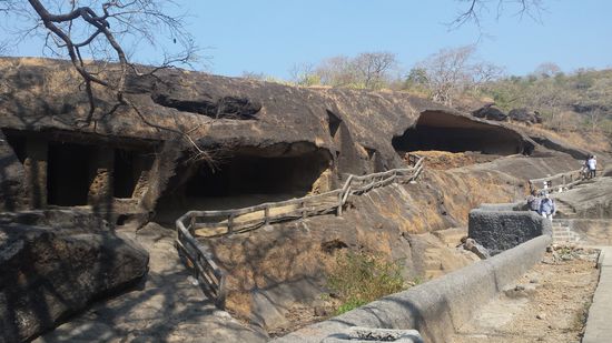 110 solcher Höhlen kann man besuchen und erkunden.